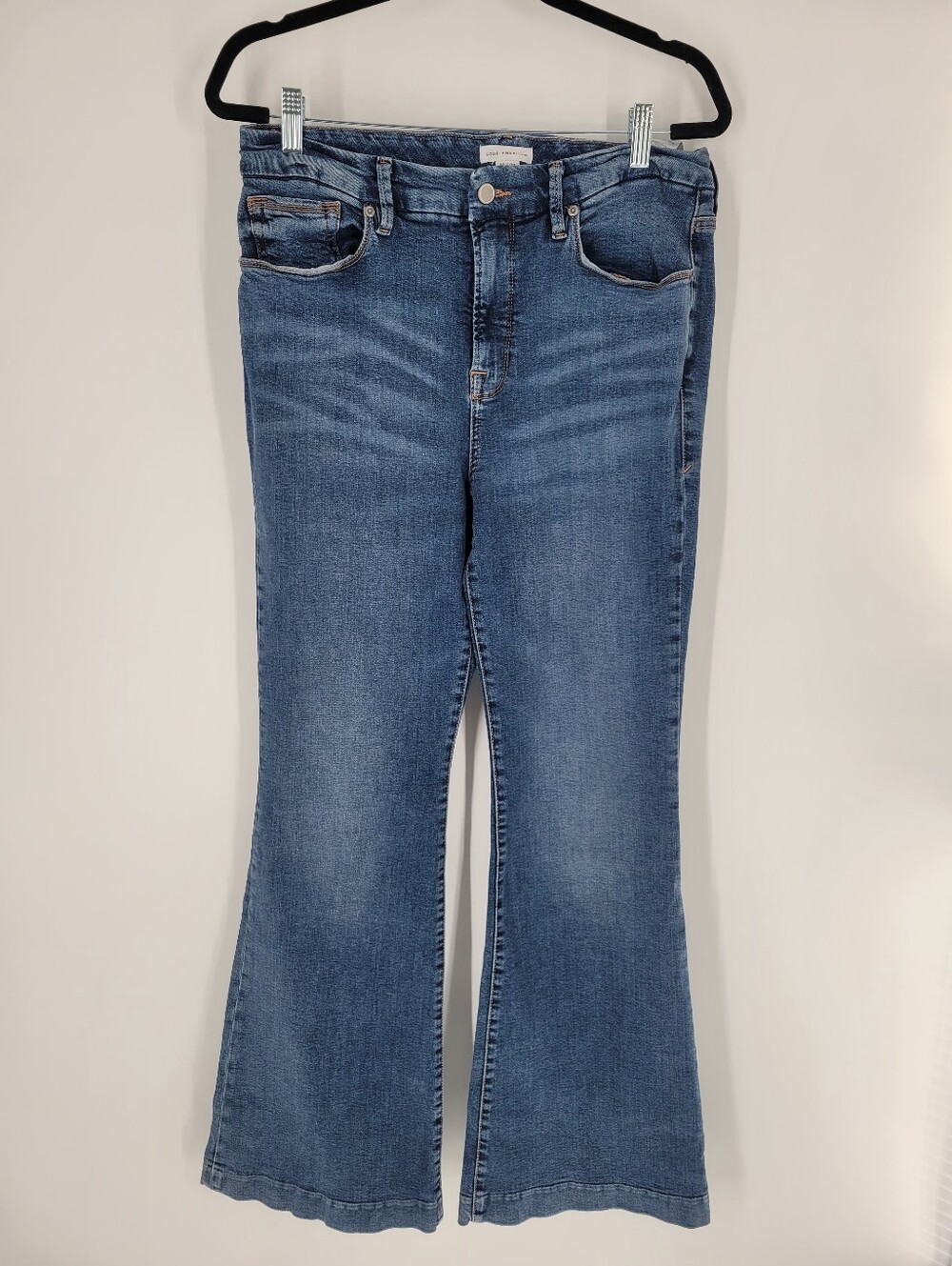 Good American Hi Rise Classic Blue Flare Women’s Jeans Size 14 Long